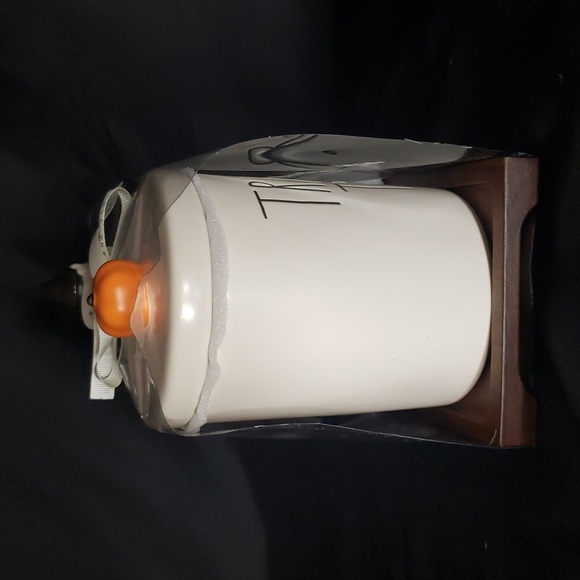 Rae Dunn NWT TRICK OR TREAT and SPOOKY Canister Set on Wood Base - Picture 3 of 6